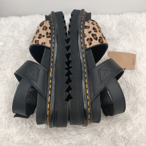 New Dr.Martens leopard print chunky sandal sz 7.5 - Picture 4 of 7